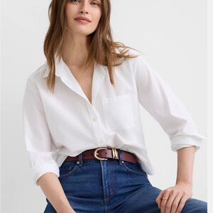 NEVER WORN!
LOFT Crisp White Collared Blouse